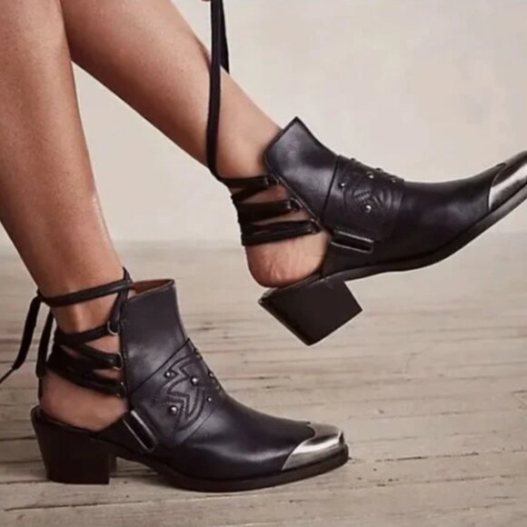 new FREE PEOPLE Rory GENUINE LEATHER boots booties in Black 894R0 - Picture 1 of 14